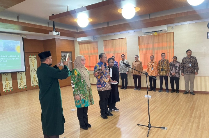 Asisten DATUN Kajati Riau Dilantik Sebagai Anggota Panitia Urusan Piutang Negara Cabang Riau