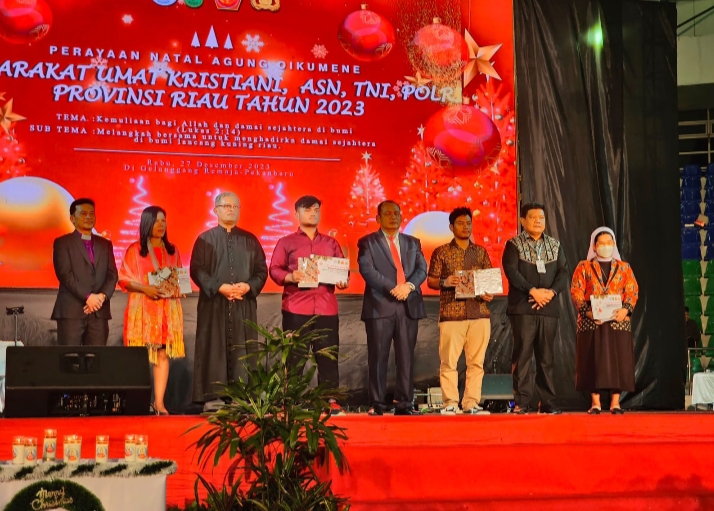 Natal Oikumene 2023 di GOR Remaja Pekanbaru:  Melangkah Bersama untuk Menghadirkan Damai Sejahtera di Bumi Lancang Kuning Riau