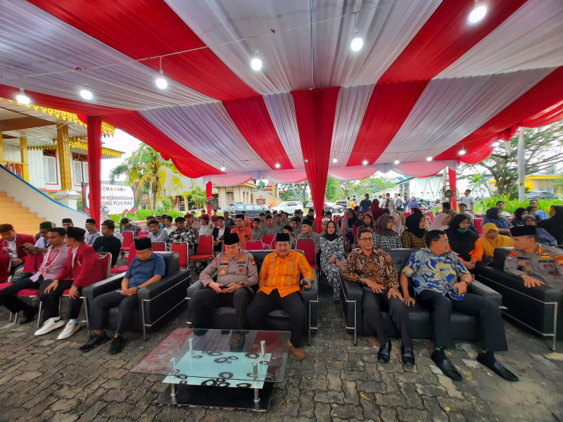 Kajati Riau Diwakili Kasi B Bidang Intelijen Hadiri Berbagi Indahnya Ramadhan Cipayung Plus Riau