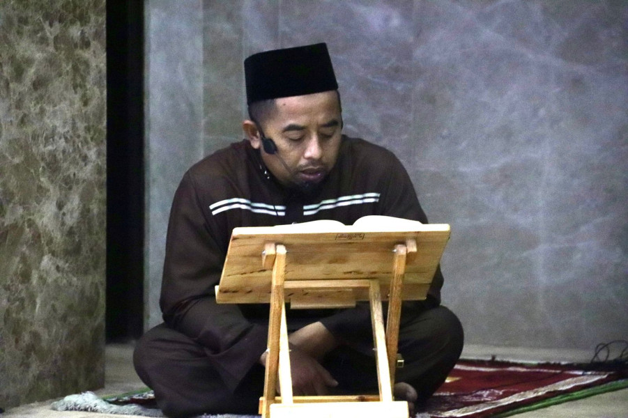 Ustadz Chairul Ichwan,Spdi Sampaikan Tausiyah Ba'da Dzuhur di Mesjid Al-Mizan