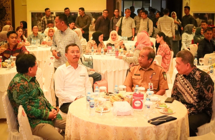 Kepala Kejaksaan Tinggi Riau Hadiri Pisah Sambut Kepala Kantor Wilayah Kementerian Hukum & Hak Asasi Manusia Provinsi Riau
