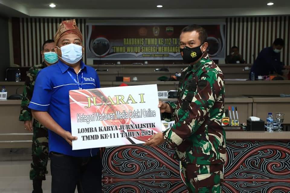Wartawan Wilayah Kerja Riau  Raih Juara I LKJ TMMD ke-111