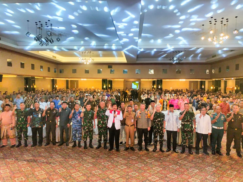 Kajati Riau Hadiri Seminar Sosialisasi Pembinaan Ideologi Pancasila