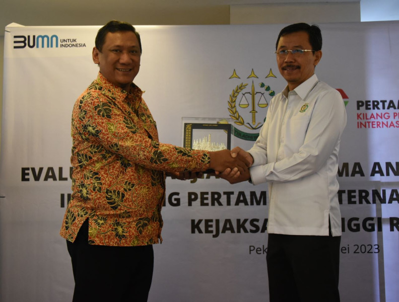 Kajati Riau Hadiri Rapat Monitoring dan Evaluasi dengan PT Kilang Pertamina Internasional (PT KPI) Refinery Unit (RU) Dumai