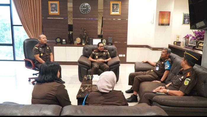 Inspektur Keuangan Jamwas Kunker Kejati Riau, Inspeksi Khusus