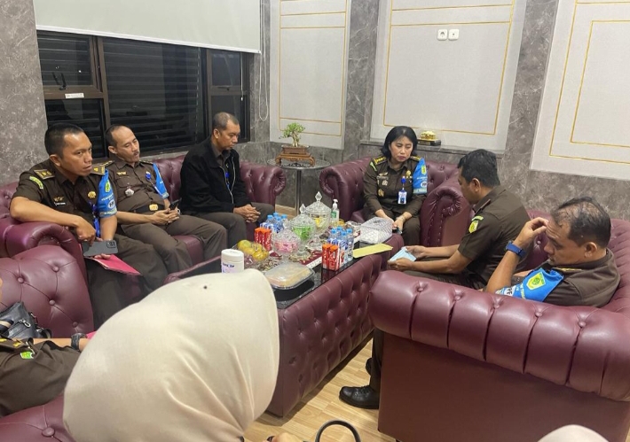 Aswas Kejati Riau Lakukan Inspeksi Pemantauan di Kejari Siak dan Bengkalis