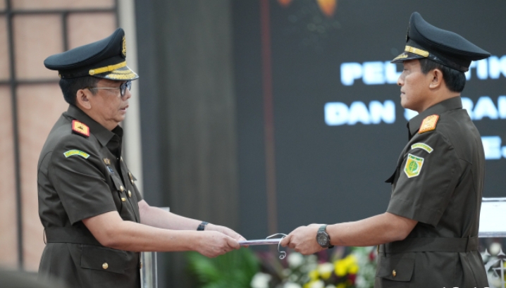 Jaksa Agung, ST Burhanuddin Lantik Lima Kepala Kejaksaan Tinggi dan Satu Pejabat Eselon II Kejagung