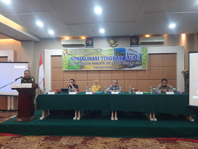 Kasi D Bidang Intelijen Kejaksaan Tinggi Riau Menjadi Narasumber Kegiatan Sosialisasi Tingkat Balai Program Percepatan Peningkatan Tata Guna Air (P3-TGAI)