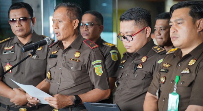 Penetapan dan Penahanan Tiga Tersangka Baru Penanganan Kasus Dugaan Tipikor Penggunaan Dana PDAM Kota Makassar untuk pembayaran Tantiem dan bonus atau Jasa Produksi tahun 2017- 2019