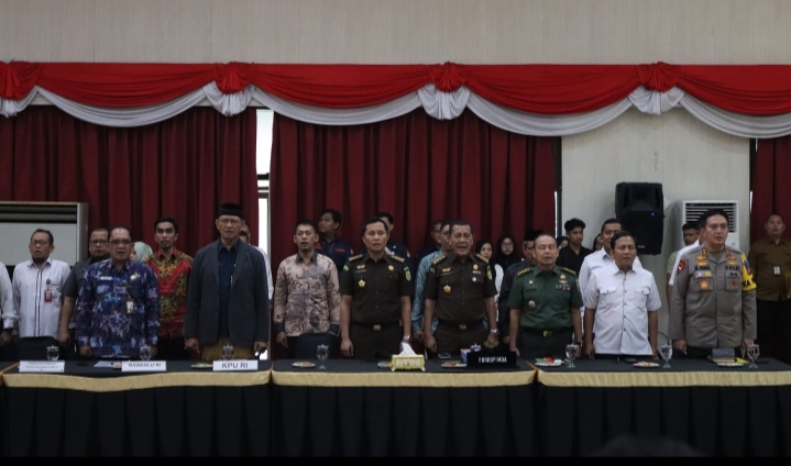 Assintel Kejati Riau dan Asisten Tindak Pidum Hadiri Pertemuan Komisi II DPR RI dengan Pemerintah Provinsi Riau